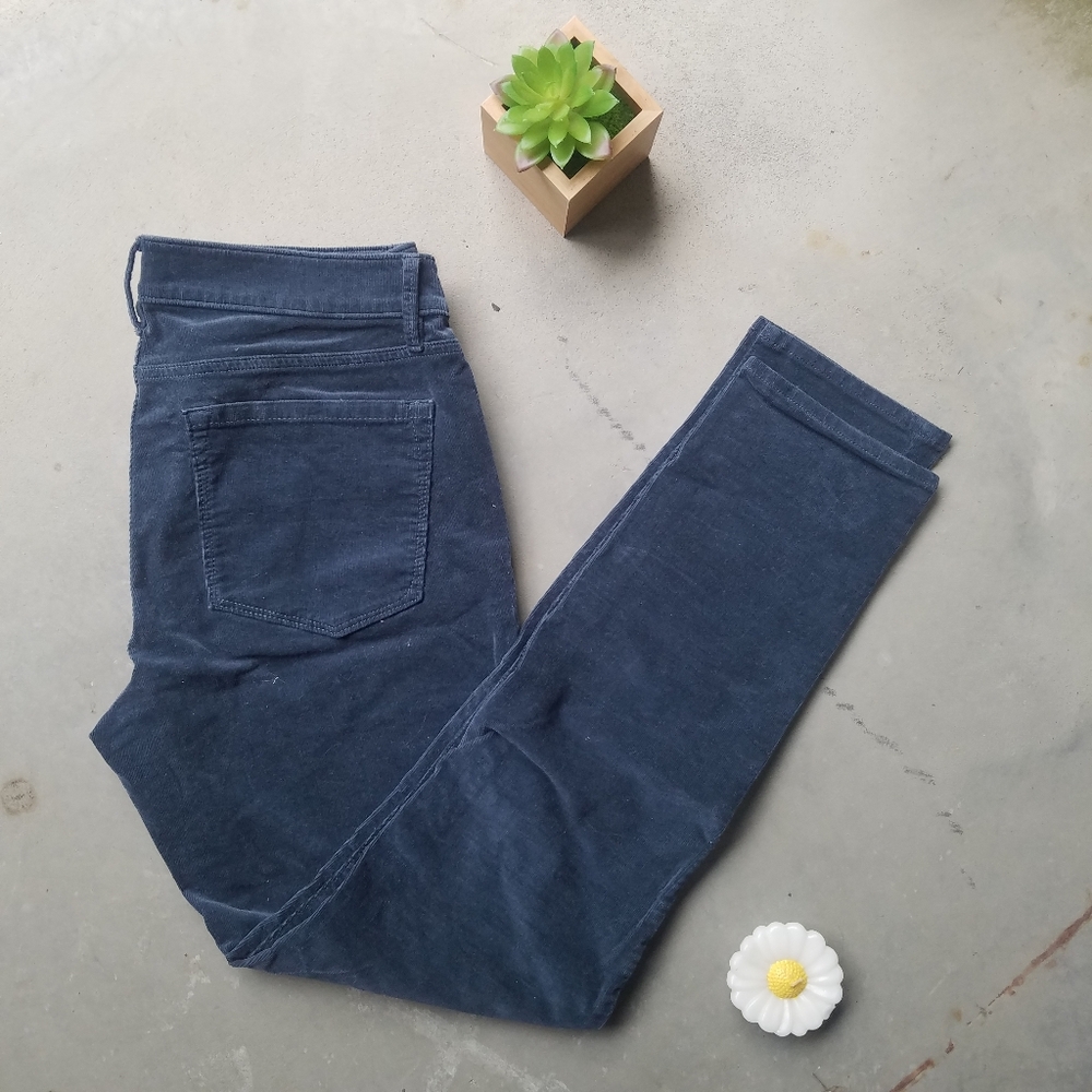 LOFT Ann Taylor Curvey Skinny Blue Corduroy Pants | Essential Fitted Autumn Look - Picture 3 of 10